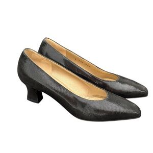 St. John Black Pumps Heels Size 6.5 Vintage Classic